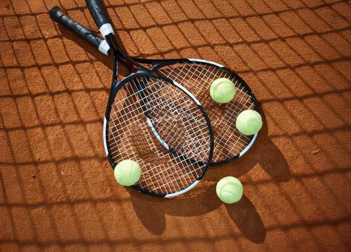 Tenis